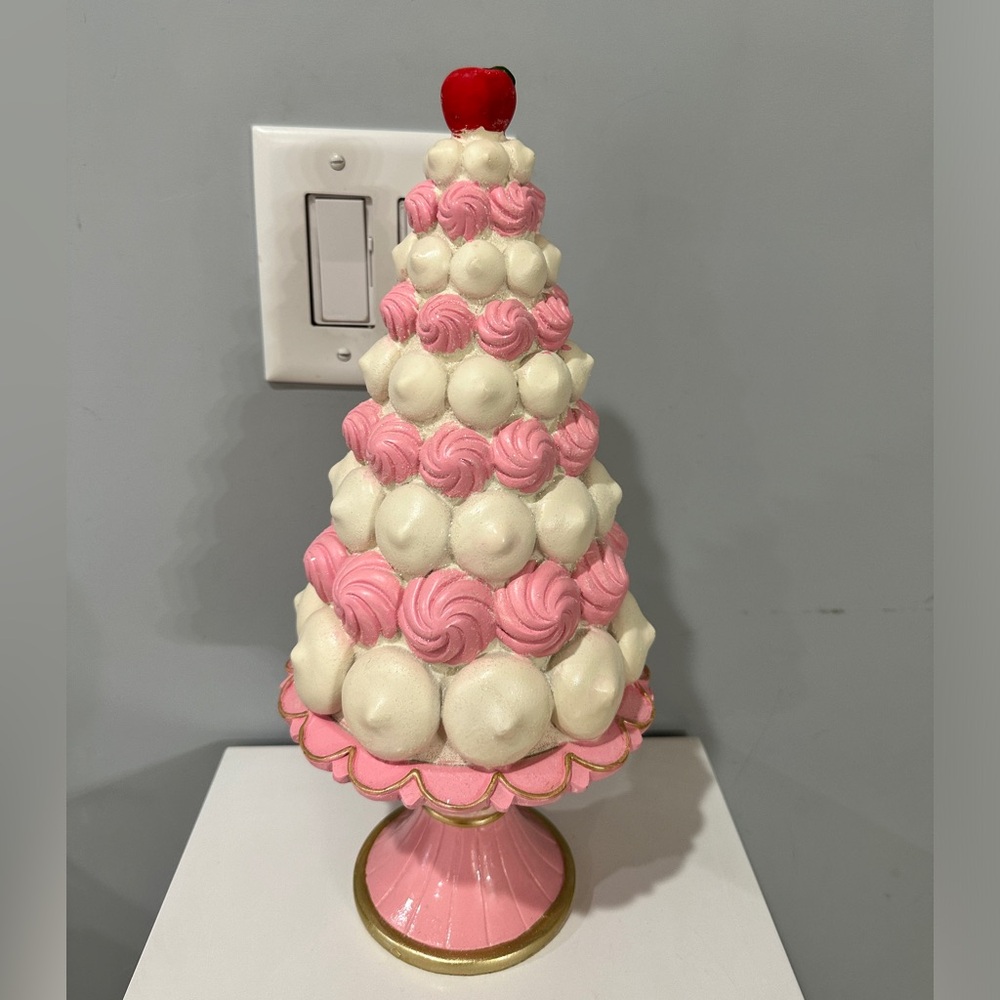 NEW ✨ Cake on Pedestal Decor ✨